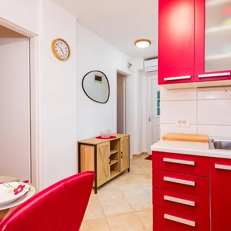 Vida A2 In The Old Part Of Apartment Baska (Krk)