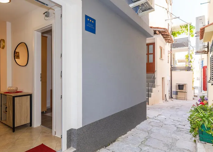 Apartment Vida A2 In The Old Part Of *