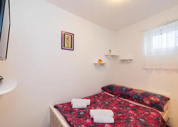 Apartment Vida A2 In The Old Part Of *